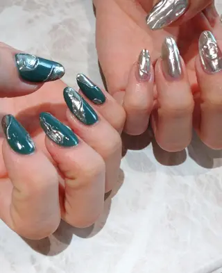 ネイル 會田 瑠衣のネイルデザイン