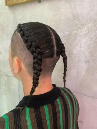 ヘアアレンジ HONEY TRAP!所属・HARURU🪮✨ ブレイズ海外ヘアのヘアスタイル