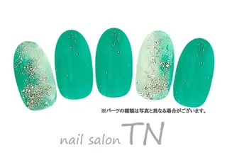 ネイル 矢川 まどかのネイルデザイン