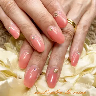 ネイル nail salon  la reine所属・nail salon la reineのネイルデザイン