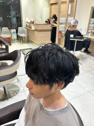 パーマ メンズ 山本 侑平のヘアスタイル