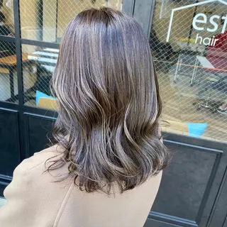 セミロング カラー Rosa  Blanche  by est所属・村田 芽衣のヘアスタイル