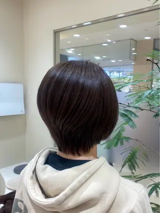 ショート カラー 大瀧 優奈のヘアスタイル