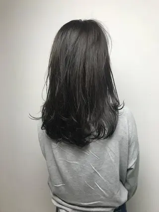 ロング カラー パーマ 岩田菜央 《武蔵小杉》のヘアスタイル