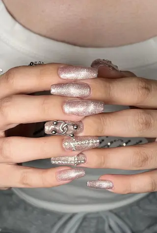 ネイル ネイリスト ハンのネイルデザイン