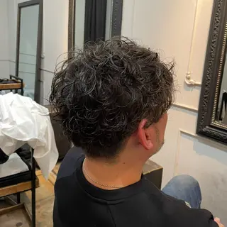 パーマ メンズ 岡田神奈 /デザインパーマ🐝のヘアスタイル