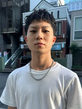 ショート メンズ Rei/ 縮毛矯正/ ハイライトカラー募集のヘアスタイル