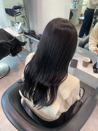 ロング メンズ 艶感ミルクティー🤍 色落ち綺麗🤍ともやのヘアスタイル