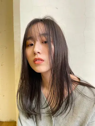 ロング うる艶レイヤーカット hinakoのヘアスタイル