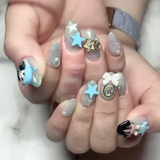 ネイル RuxuryNail ／RiAnnaのネイルデザイン