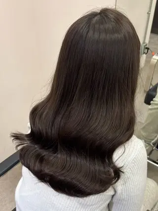 セミロング moe/名古屋 /カラーモデルのヘアスタイル