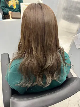 ロング カラー ハイトーン🎀 前髪こだわり💘愛美のヘアスタイル