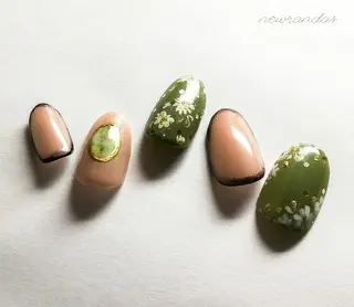 ネイル newrandas hitomiのネイルデザイン