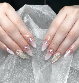 ネイル Maggie Nail🦩のネイルデザイン