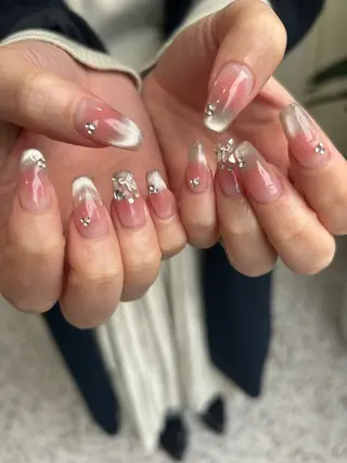 ネイル 小松 千冬snazzyのネイルデザイン