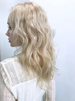 ロング カラー エクステ（レミー毛） NINEのヘアスタイル