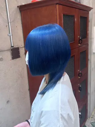 カラー iris名駅 ハイトーンブリーチ【イリス】所属・閼伽井 誇和のヘアスタイル