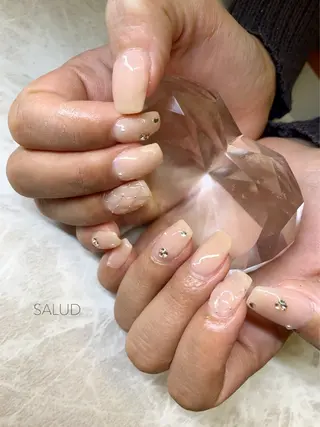 ネイル Nail Salon SALUDのネイルデザイン