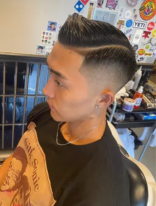 ショート 新宿スキンフェード 佐藤京介のヘアスタイル