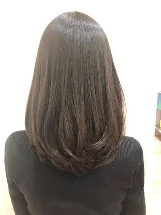 ロング ⬛️⬜️髪質改善⬛️ ⬜️藤川慎太郎のヘアスタイル