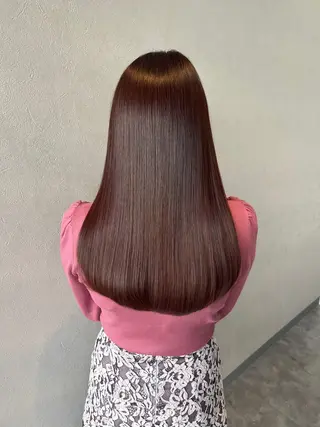 ロング 横内 麻美のヘアスタイル