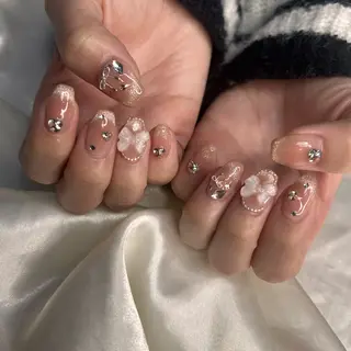 ネイル 西岡 杏のネイルデザイン