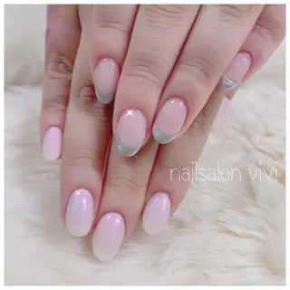 ネイル ＶＩＶＩ nailsalonのネイルデザイン