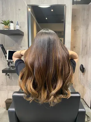 ロング カラー 🟡【美髪専門店】 ✨褒め髪/艶髪🟡のヘアスタイル