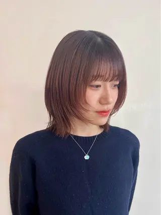 ミディアム カラー オタク美容師🛍/ 酸性ストレート/艶髪のヘアスタイル