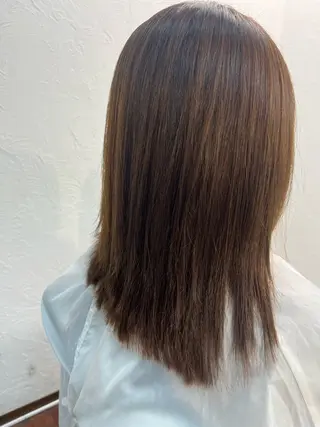 セミロング 南里  梨奈のヘアスタイル