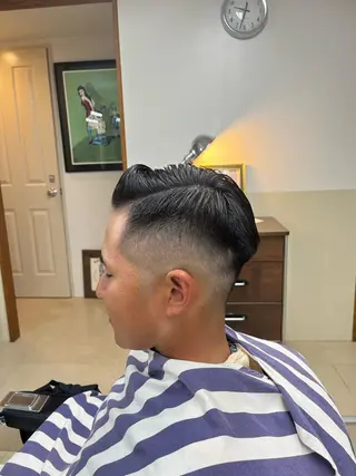 ショート barberspoint所属・💈フェードカット なす💈のヘアスタイル