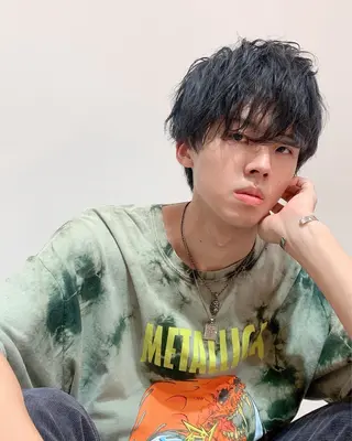 ショート パーマ メンズ イーストハムネオ高木 亮人🌿のヘアスタイル