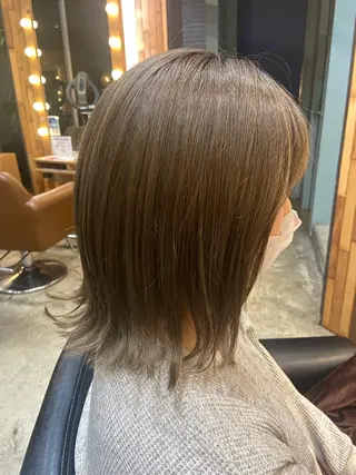 ミディアム 髙橋紋菜🍏 イオンモール名取2階のヘアスタイル