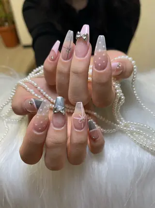 ネイル Azu nail salon所属・ネイリスト あずさのネイルデザイン