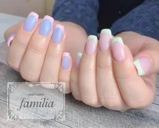 ネイル -nailroom- familiaのネイルデザイン
