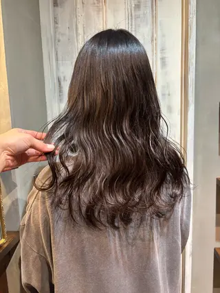 セミロング カラー ヘアアレンジ saya 🧸 カット/縮毛矯正のヘアスタイル