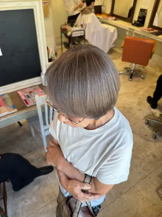 ショート GO TODAY 心斎橋edel店所属・白髪ぼかし/髪質 改善/KOMORIのヘアスタイル