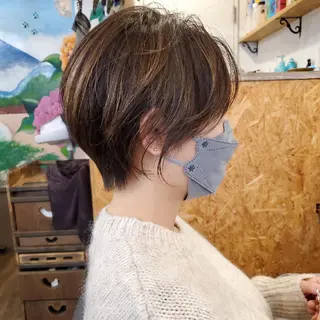 ショート カラー フリーランス所属・韓国ヘア レイヤー くびれヘアMATSUのヘアスタイル