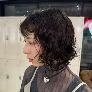 パーマ 艶髪ハイトーン× ボブ🥣アイネのヘアスタイル
