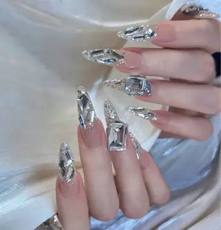 ネイル D-BEAUTY Nailsalonのネイルデザイン