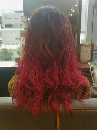 ロング カラー パピヨンロゼ 低ダメージ/髪質改善のヘアスタイル