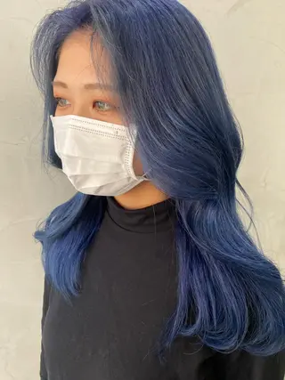 セミロング カラー 佐伯 鼓乃美のヘアスタイル