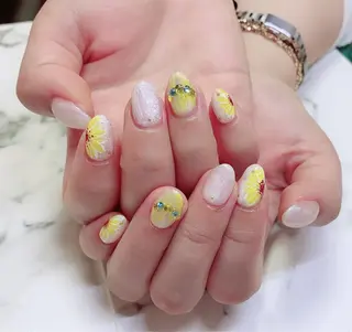 ロング カラー ネイル Q Free nailsのネイルデザイン