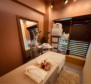 Parisリラク×エステ所属・Paris神宮前店 リラク&エステのエステ・リラクイメージ