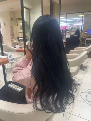 ロング カラー カネヒラ リョウスケのヘアスタイル