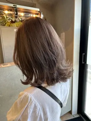 ミディアム カラー Haru/THREE …by velvetのヘアスタイル