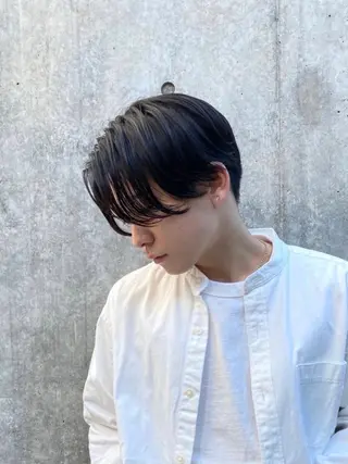 メンズ ダブルカラー寒色系 ボリューム改善ハヤトのヘアスタイル