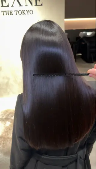 ロング L'EANE THE TOKYO所属・美顔形成カット｜青山 髪質改善｜三浦秀太郎のヘアスタイル