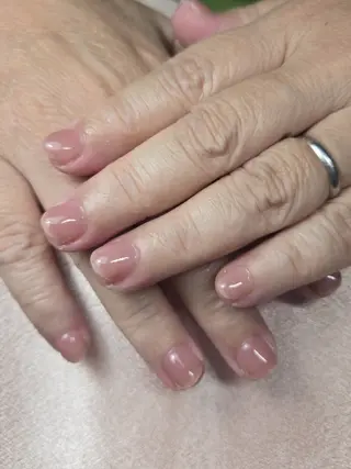 ネイル ネイルサロンベルティ .ひとみのネイルデザイン