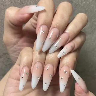 ネイル nailstudio eviz新宿店のネイルデザイン